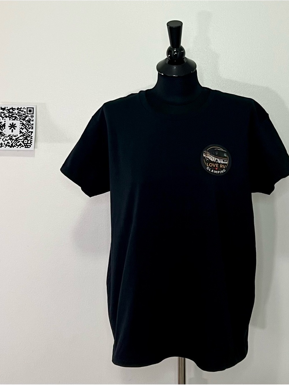 NEW Love RV Glamping Women's T-Shirt - Black